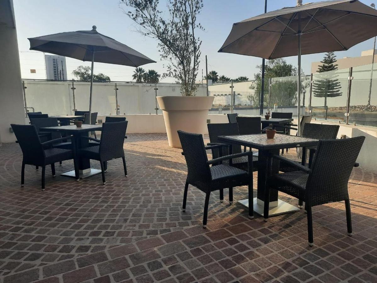 Fiesta Inn Celaya Galerias Zewnętrze zdjęcie