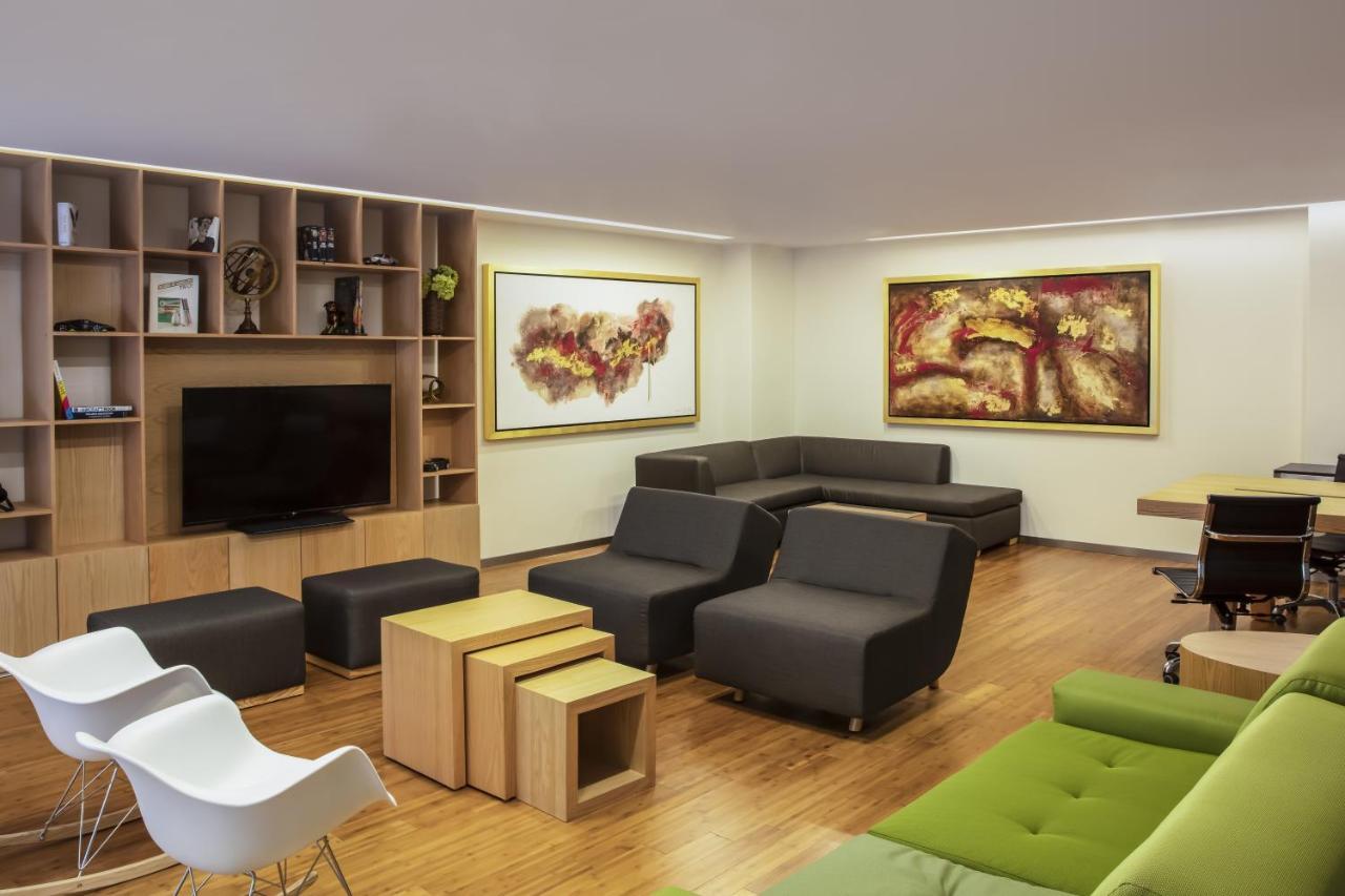 Fiesta Inn Celaya Galerias Zewnętrze zdjęcie