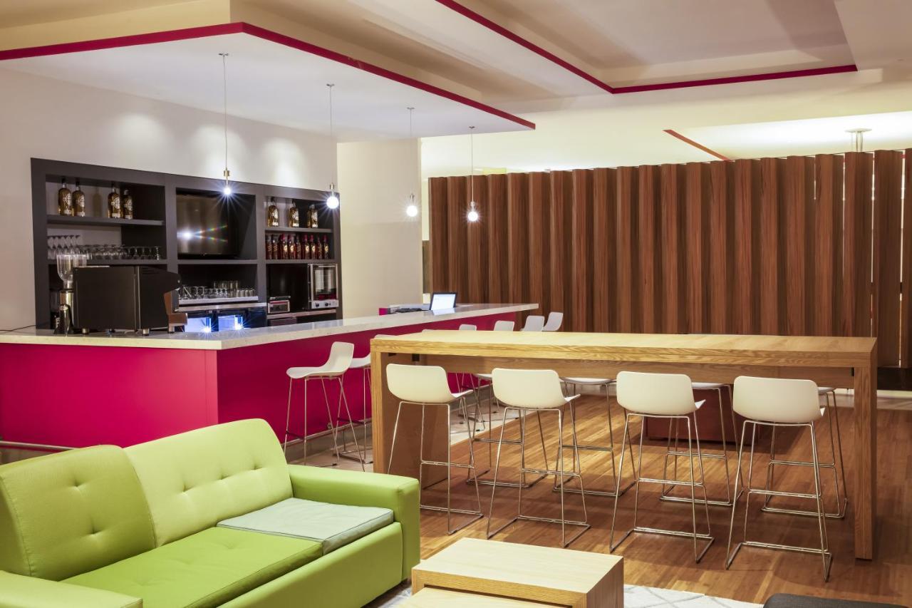 Fiesta Inn Celaya Galerias Zewnętrze zdjęcie
